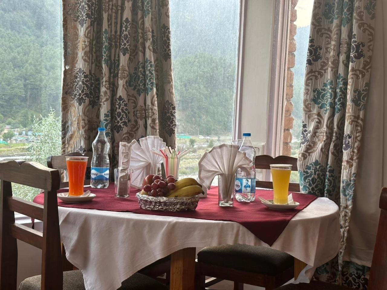 The Quiet Resort Pahalgam Exterior photo
